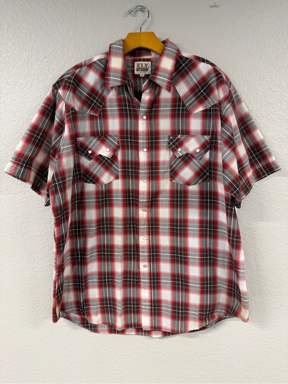 Ely Cattleman Red, Black & White Plaid Short-Sleeve Western Shirt